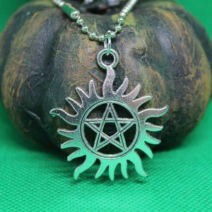 Supernatural Pentagram Keychain Charm Zipper Pull Witchcraft Witch Pagan Jewelry